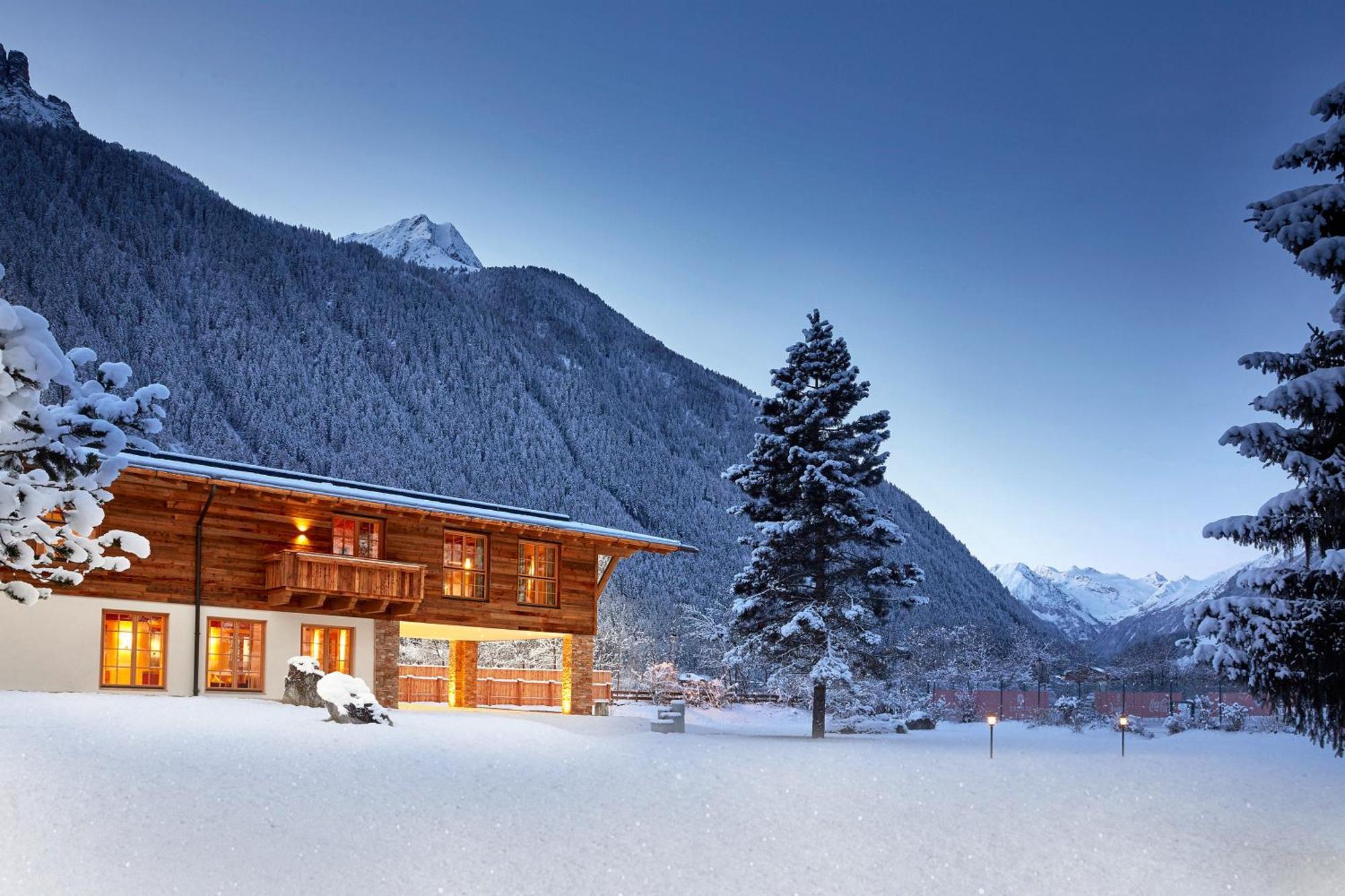 Relais&Chateaux Spa-Hotel Jagdhof Neustift im Stubaital Bagian luar foto