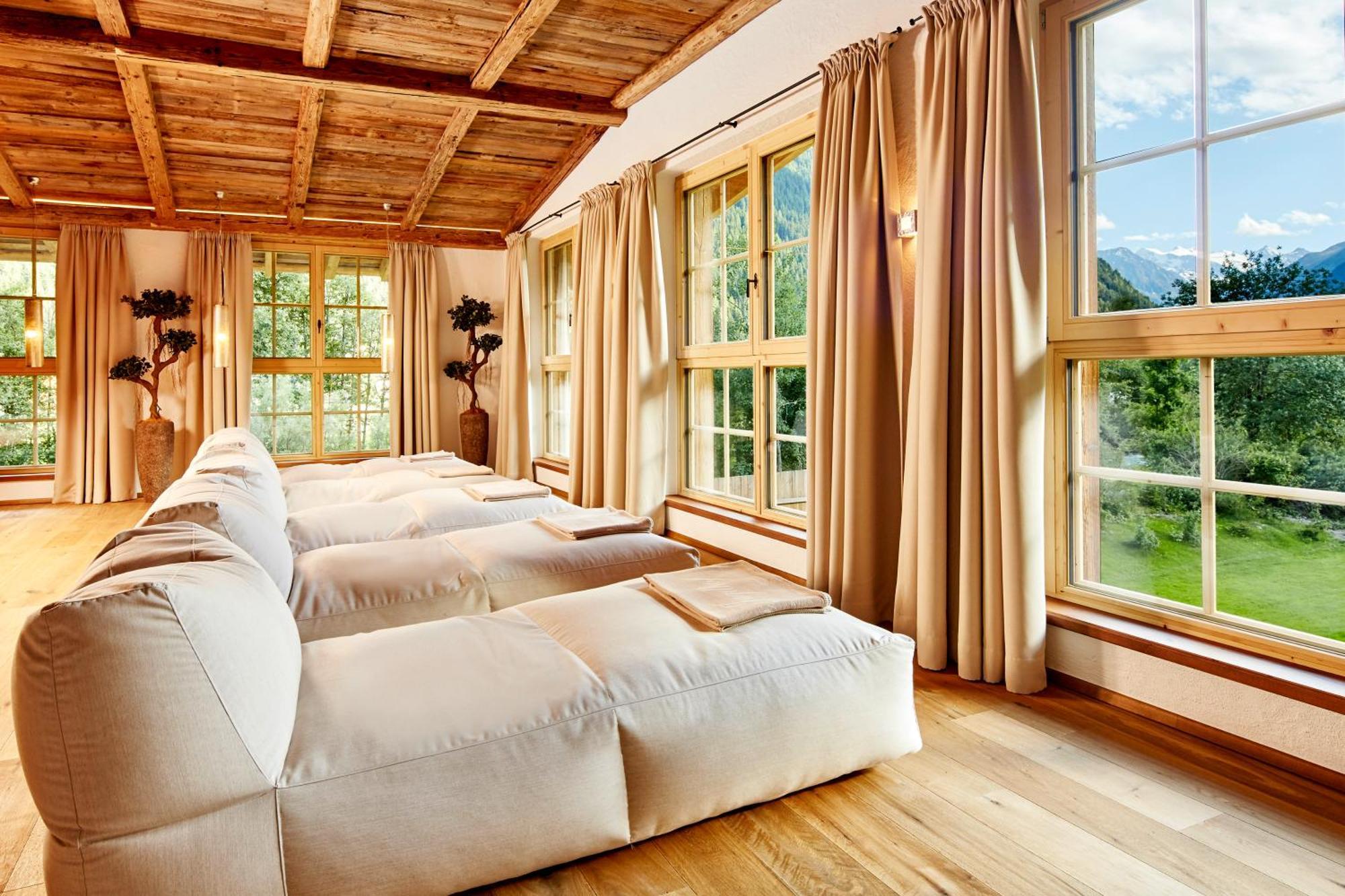 Relais&Chateaux Spa-Hotel Jagdhof Neustift im Stubaital Bagian luar foto