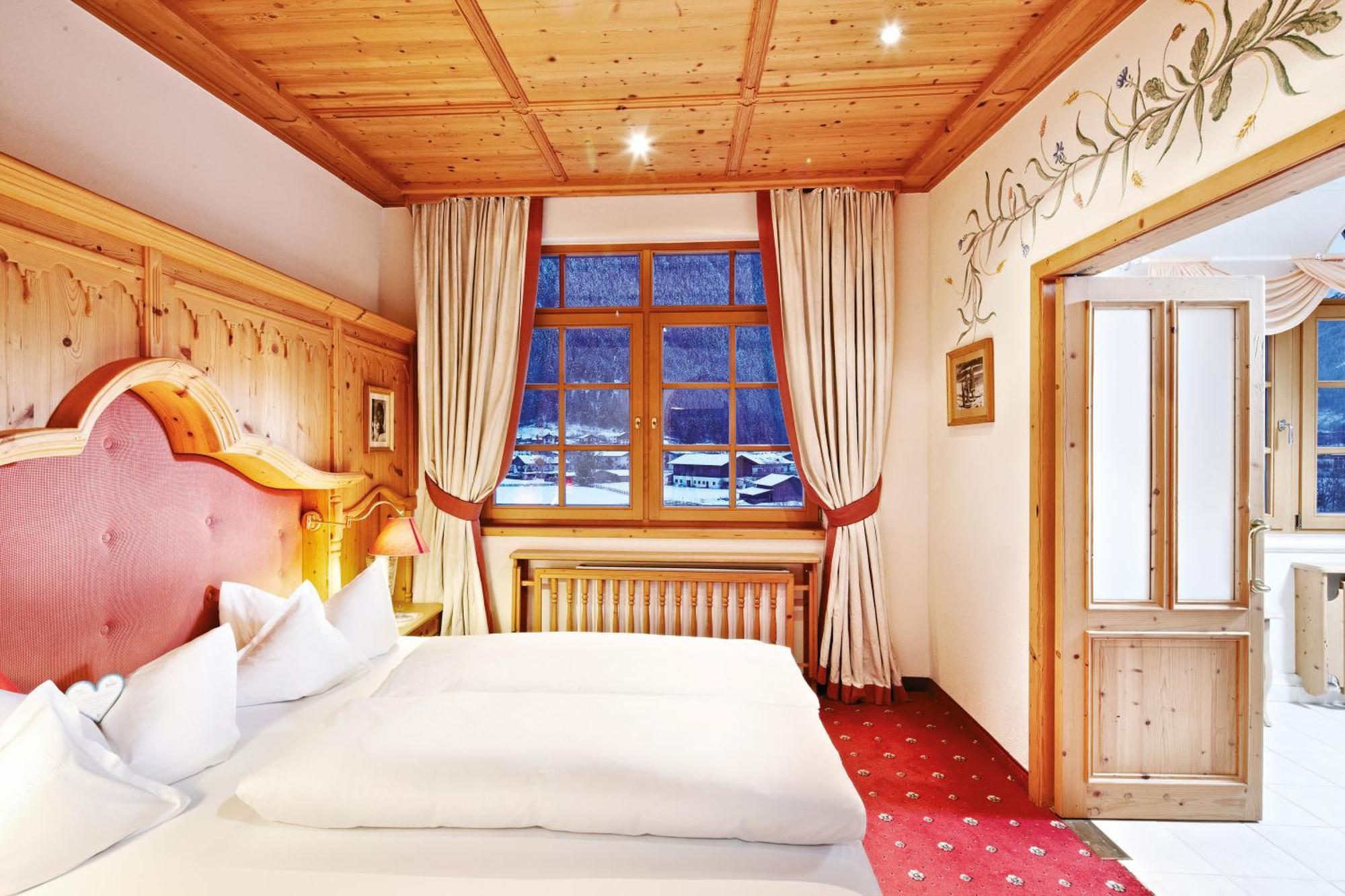 Relais&Chateaux Spa-Hotel Jagdhof Neustift im Stubaital Bagian luar foto